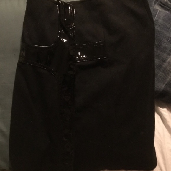 ☄️CACHE Bundle Of 2 BLACK SKIRTS 🔥 - Picture 5 of 8